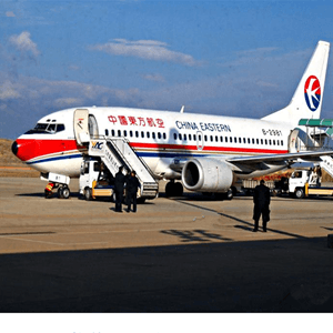 长白山机场物流航空快运业稳步发展的原因是什么？